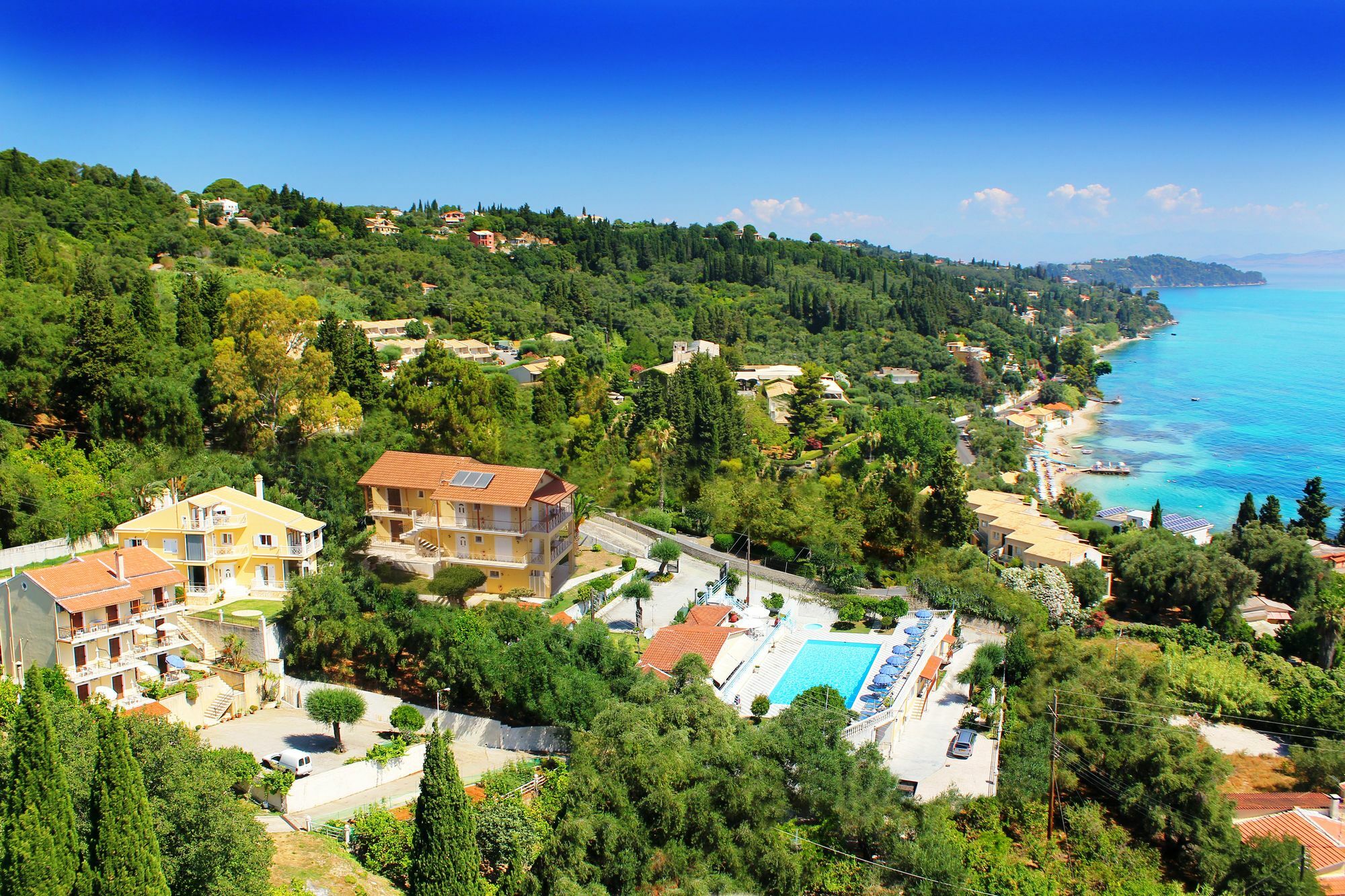 Brentanos Apartments - A - View Of Paradise Gastouri  Exterior foto